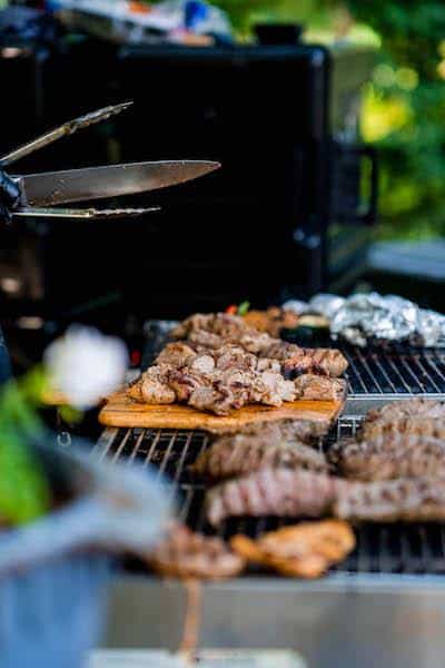 vlees op barbecue Buitenplaats Vlaardingen